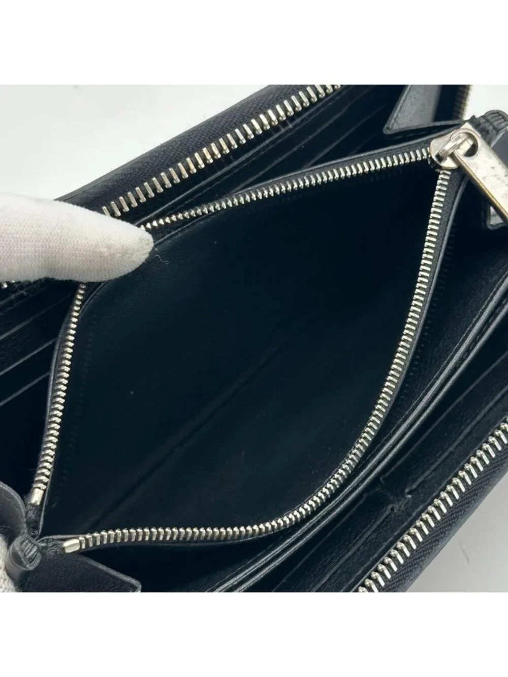 Louis Vuitton Zippy Wallet Mahina Monogram Round - Picture 10 of 13